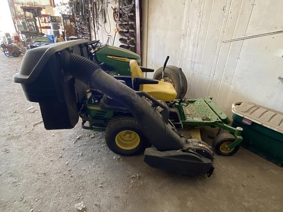 Image of John Deere Z535M equipment image 1
