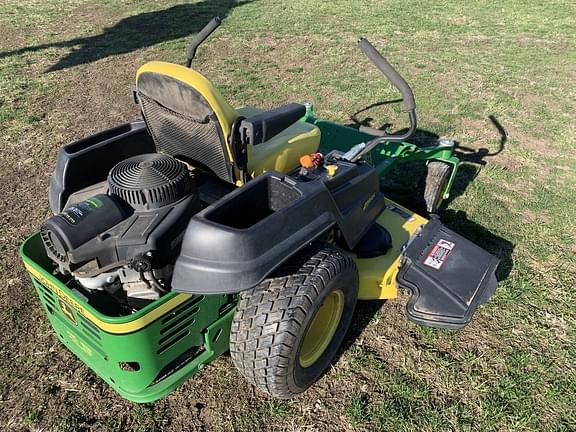 Image of John Deere Z535M equipment image 2