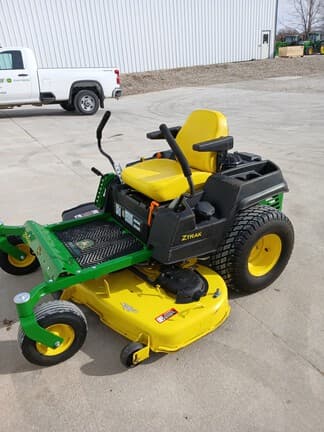 Image of John Deere Z540M equipment image 2
