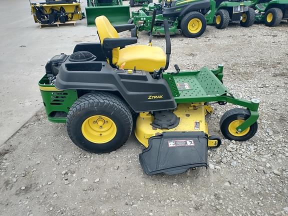 Image of John Deere Z540M equipment image 4