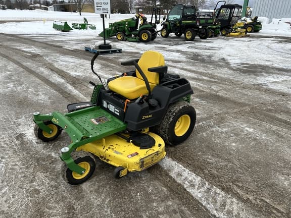 Image of John Deere Z540M equipment image 1