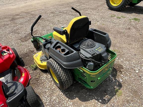 Image of John Deere Z540M equipment image 2