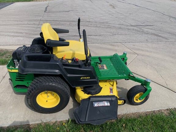 Image of John Deere Z540M equipment image 4