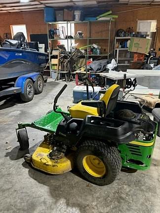 Image of John Deere Z540M equipment image 4