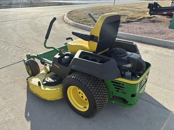Image of John Deere Z540R equipment image 3