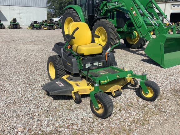 Image of John Deere Z540R equipment image 1
