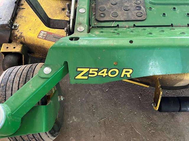 Image of John Deere Z540R equipment image 3