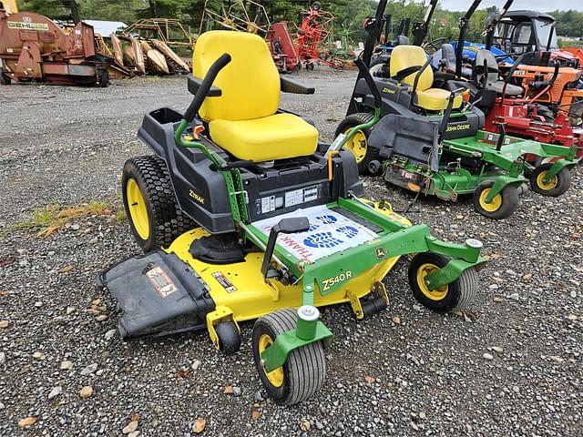 Image of John Deere Z540R equipment image 2