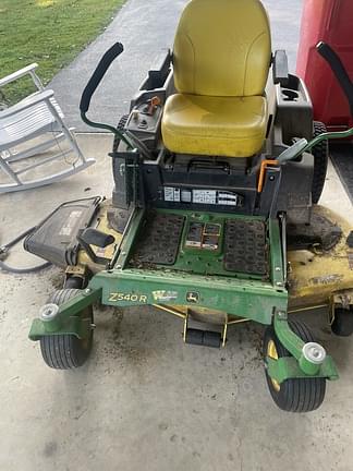 Image of John Deere Z540R equipment image 1