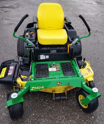 Image of John Deere Z540R equipment image 2