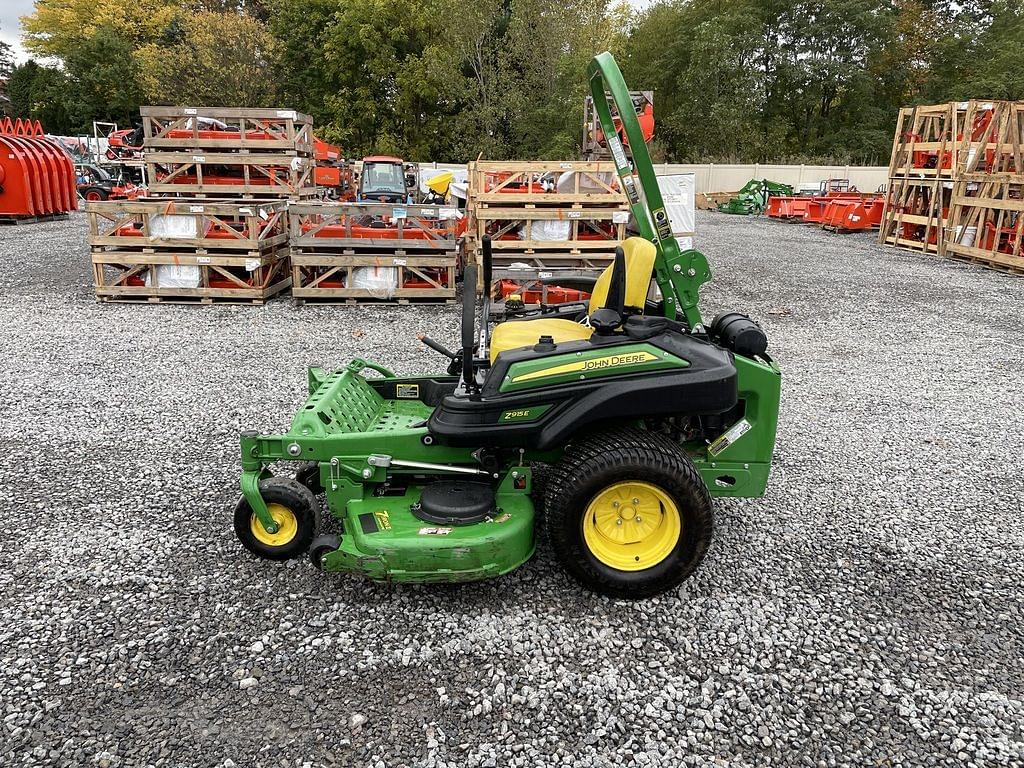 Image of John Deere Z915E Image 0