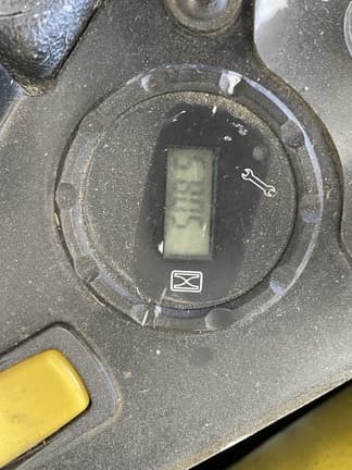 Image of John Deere Z915E equipment image 4