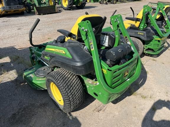 Image of John Deere Z915E equipment image 1