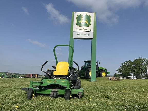 Image of John Deere Z915E equipment image 1
