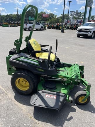 Image of John Deere Z915E equipment image 1