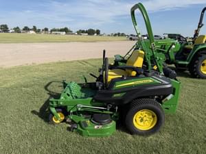2018 John Deere Z915E Image