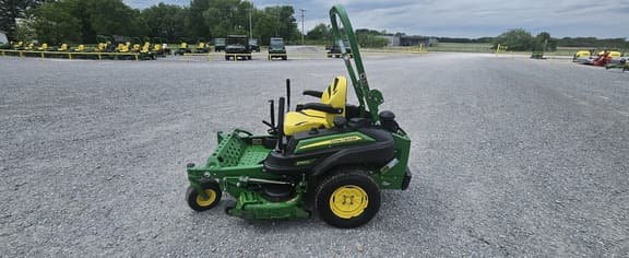 Image of John Deere Z920M equipment image 1