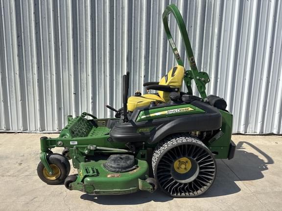 Image of John Deere Z925M Primary image