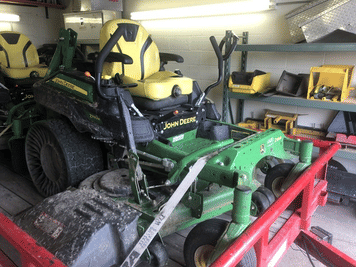 Main image John Deere Z930M