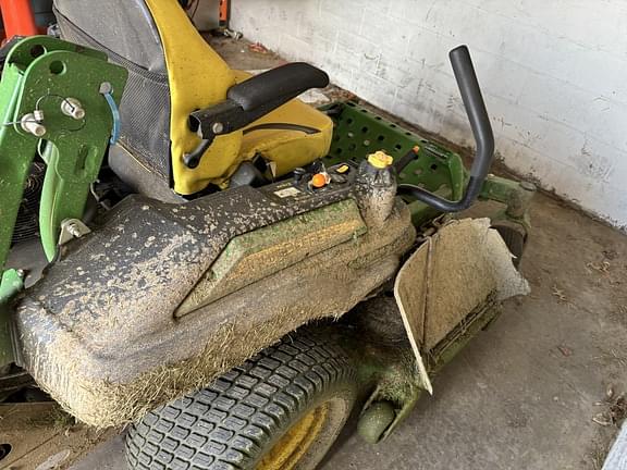 Image of John Deere Z930M equipment image 2