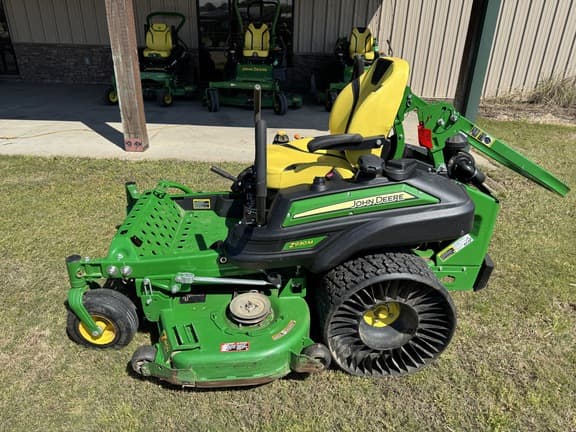 Image of John Deere Z930M equipment image 1