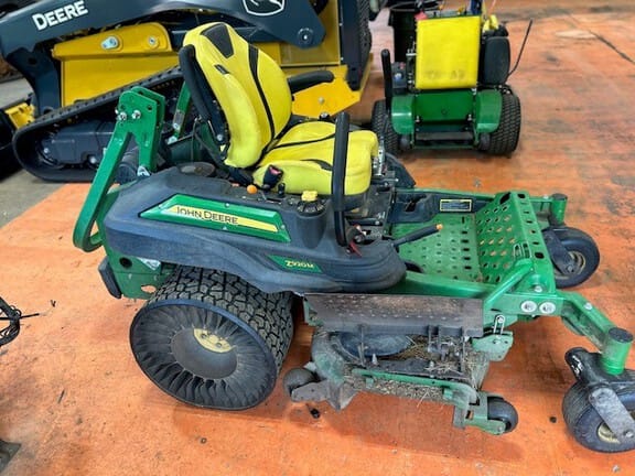 2018 John Deere Z930M Equipment Image0