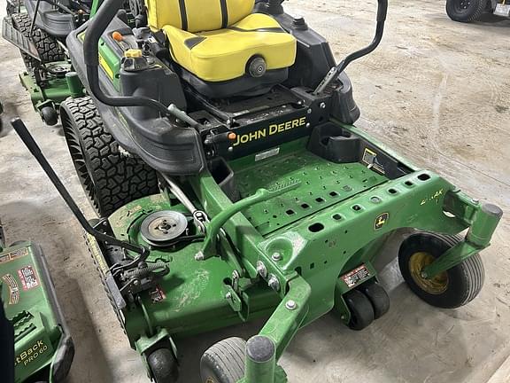 Image of John Deere Z930M equipment image 3