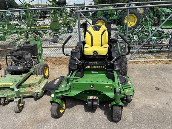 Image of John Deere Z930M equipment image 1