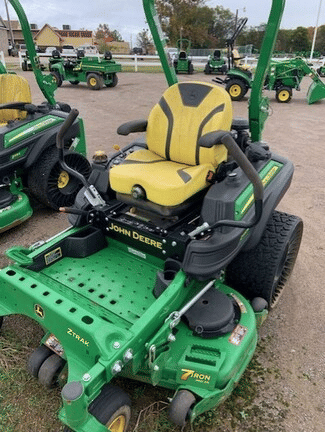 Main image John Deere Z930M