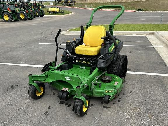 Image of John Deere Z930M equipment image 3
