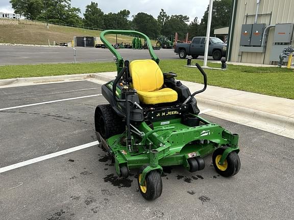 Image of John Deere Z930M equipment image 1