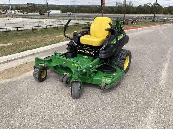 Main image John Deere Z930M