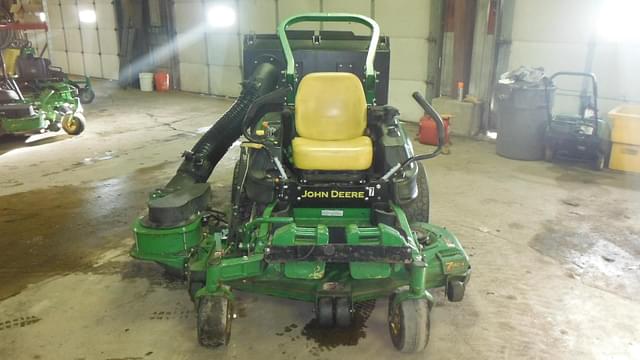 Image of John Deere Z930M equipment image 1