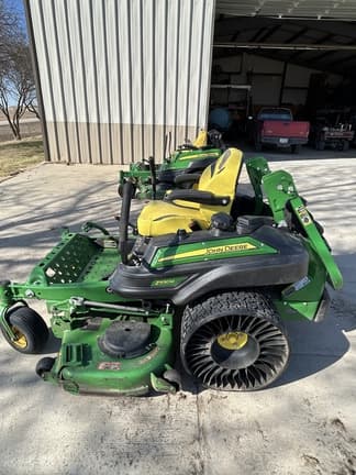 Image of John Deere Z930M Image 1