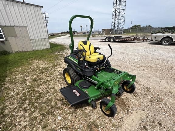 Image of John Deere Z930M equipment image 3