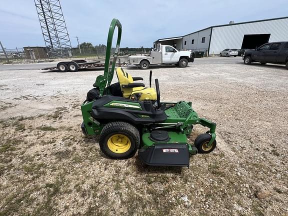 Image of John Deere Z930M equipment image 4