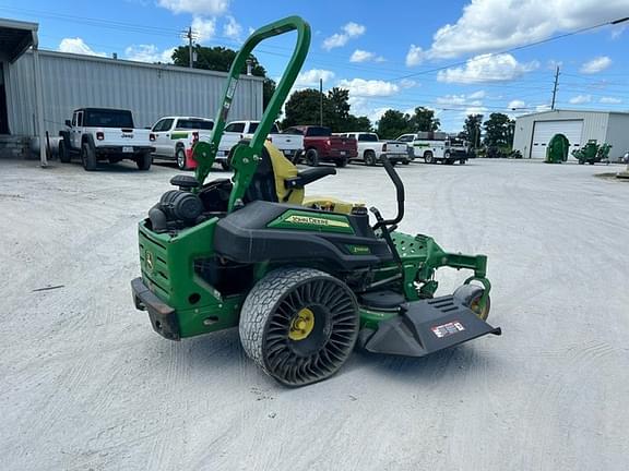 Image of John Deere Z930M equipment image 3