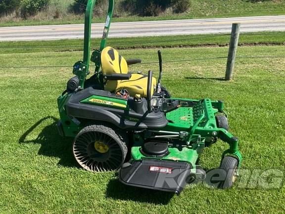 Image of John Deere Z930M equipment image 1