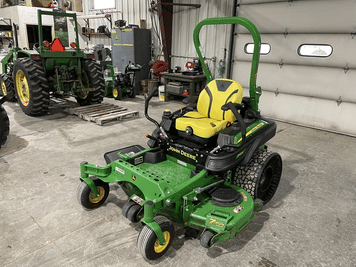 Main image John Deere Z930M