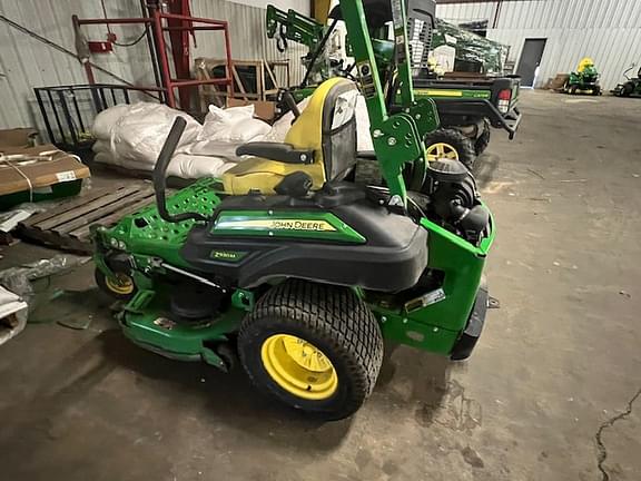 Image of John Deere Z930M equipment image 3