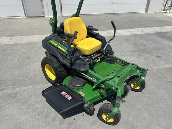 Image of John Deere Z930M equipment image 1