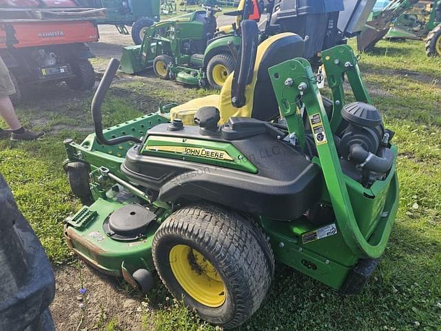 Image of John Deere Z930M equipment image 3