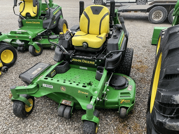 Main image John Deere Z930R