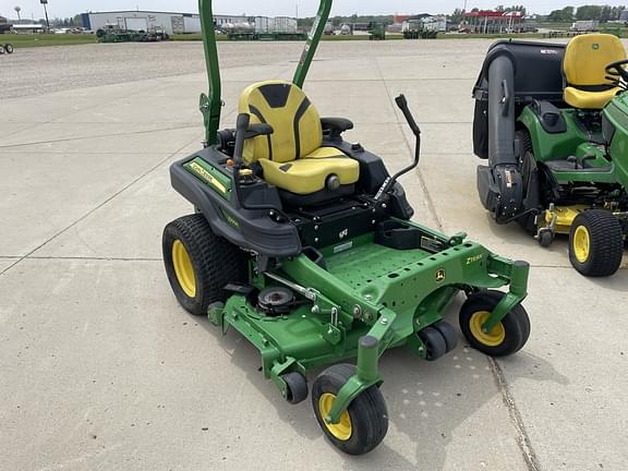 Image of John Deere Z930R equipment image 1