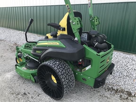 Image of John Deere Z930R equipment image 3