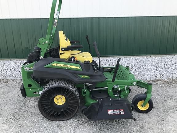 Image of John Deere Z930R equipment image 1