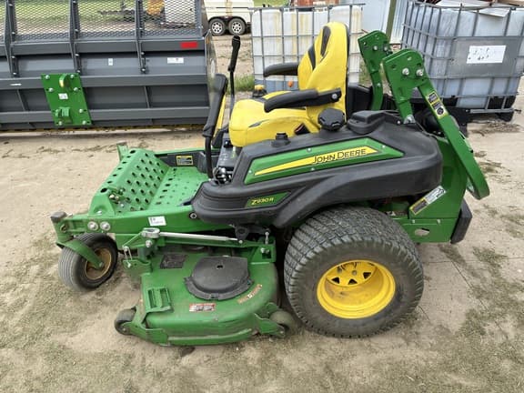 Image of John Deere Z930R equipment image 2