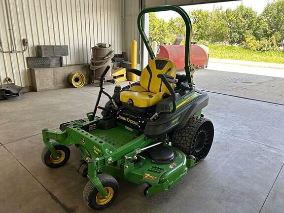 Image of John Deere Z945M Primary image