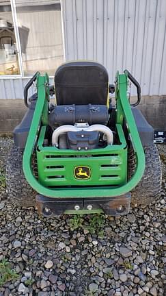 Image of John Deere Z945M equipment image 2