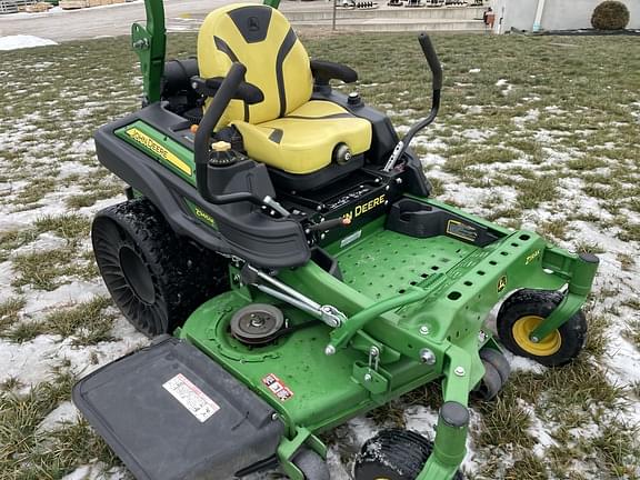 Image of John Deere Z945M equipment image 2